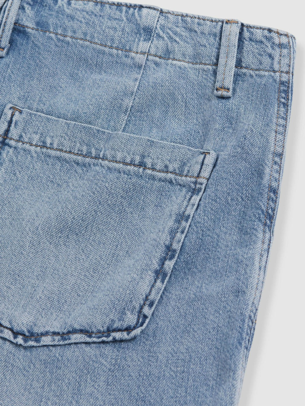 Women Good American Denim Shorts With Linen in Indigo Blue