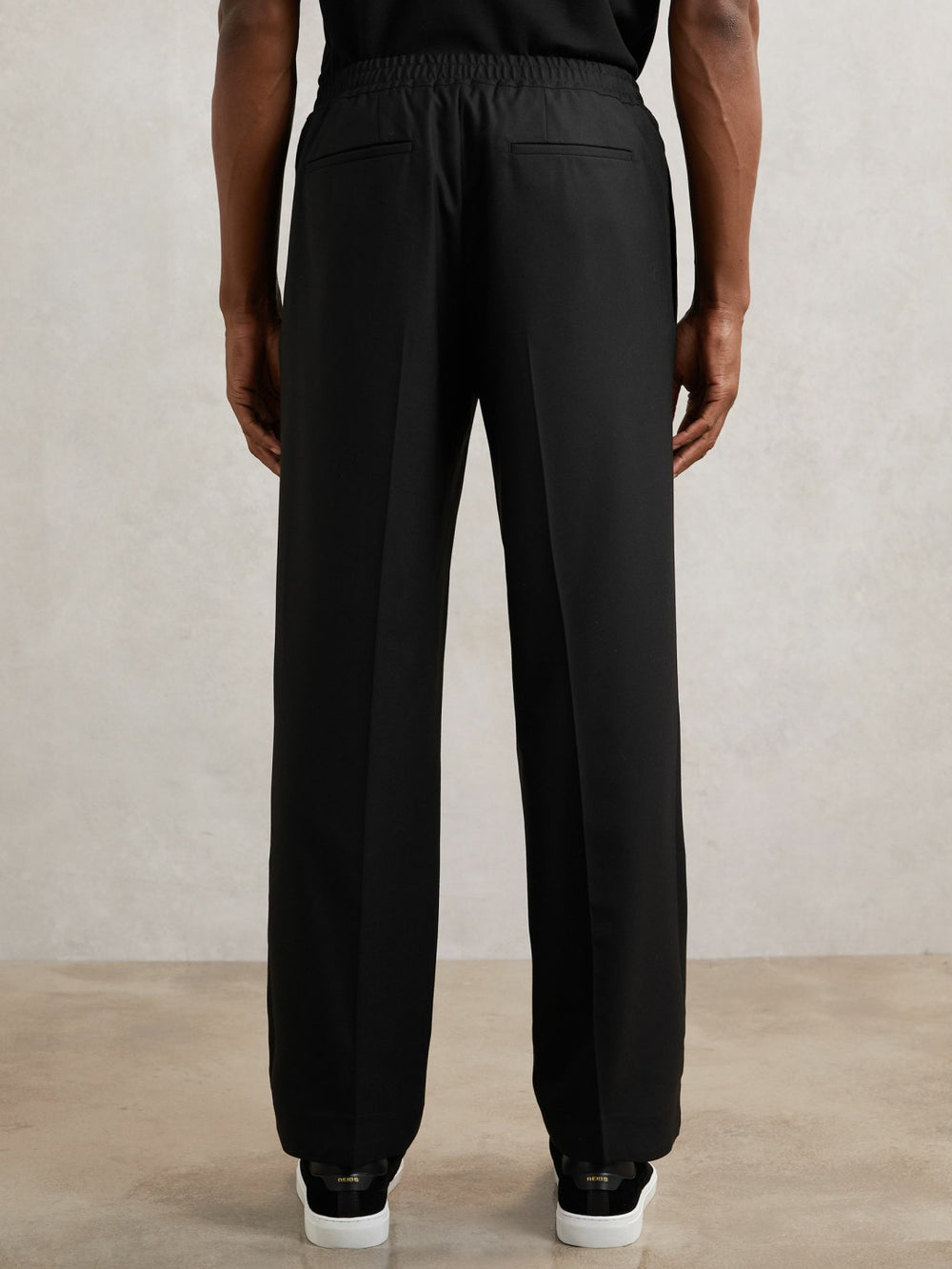 Men Relaxed-Fit Twill Drawstring Trousers in Black