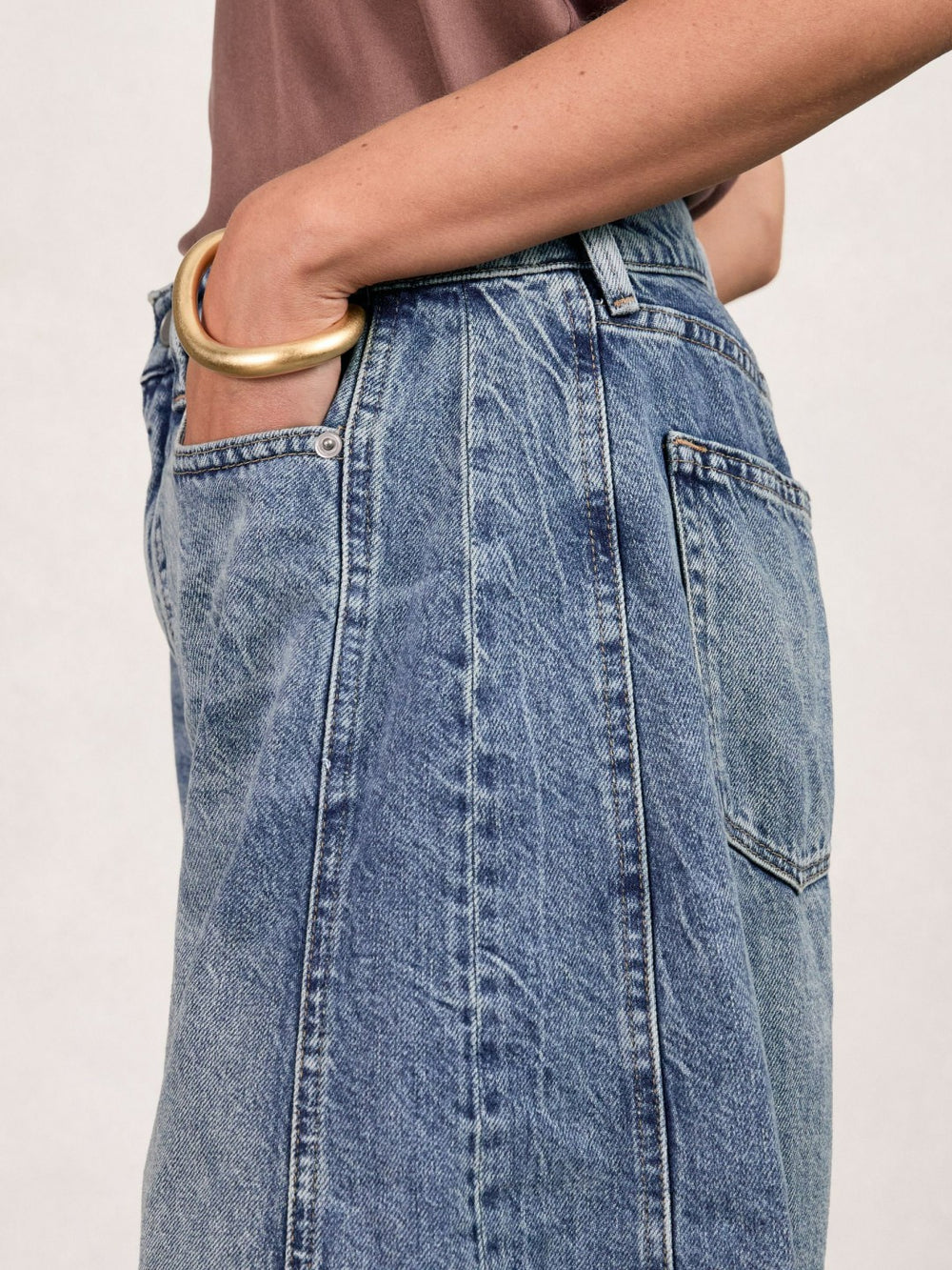 Women Jeans in Indigo Blue