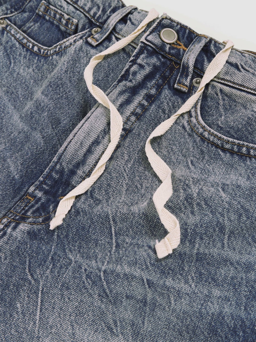 Women Jeans in Indigo Blue