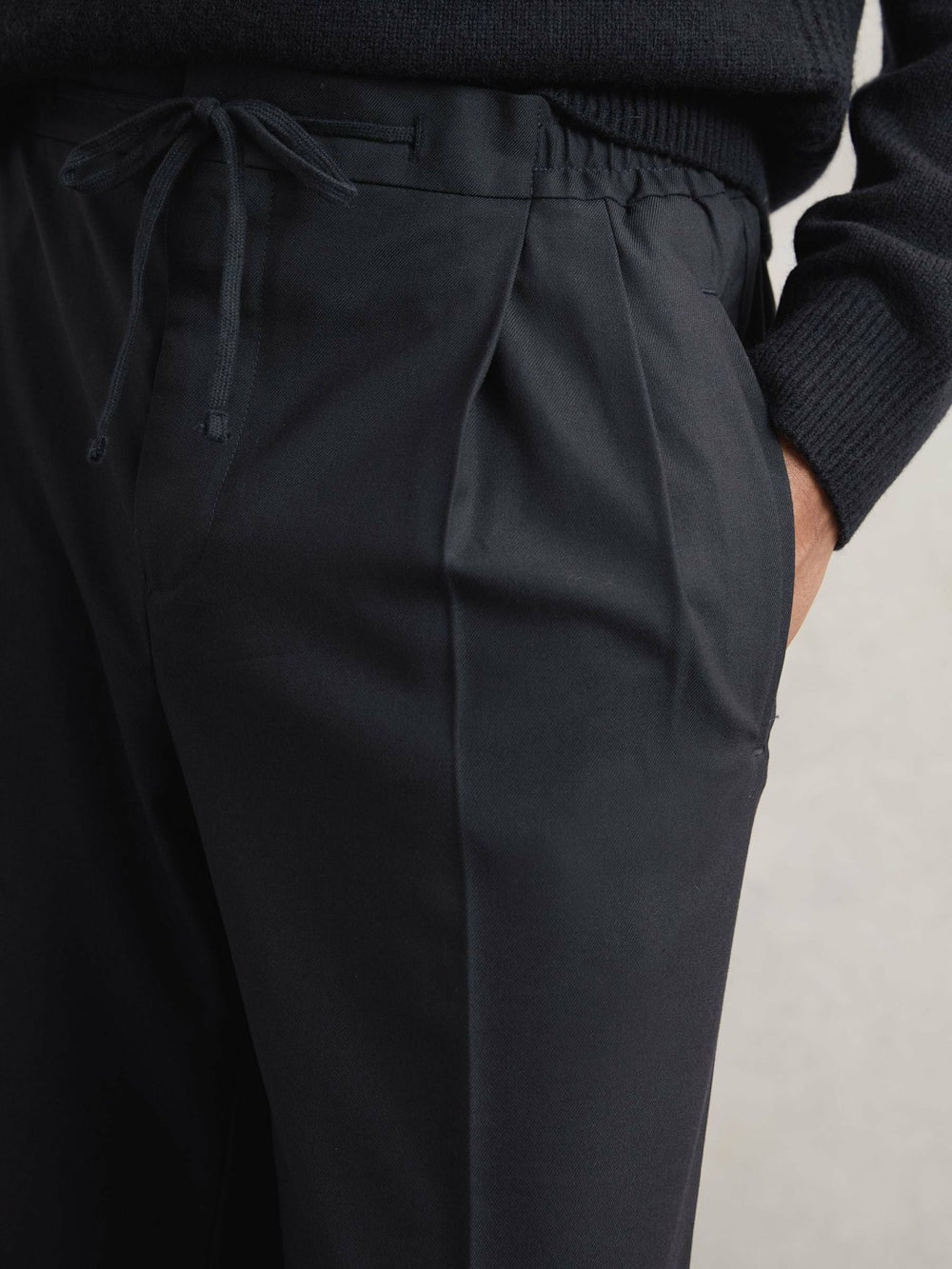 Men Relaxed-Fit Twill Drawstring Trousers in Navy