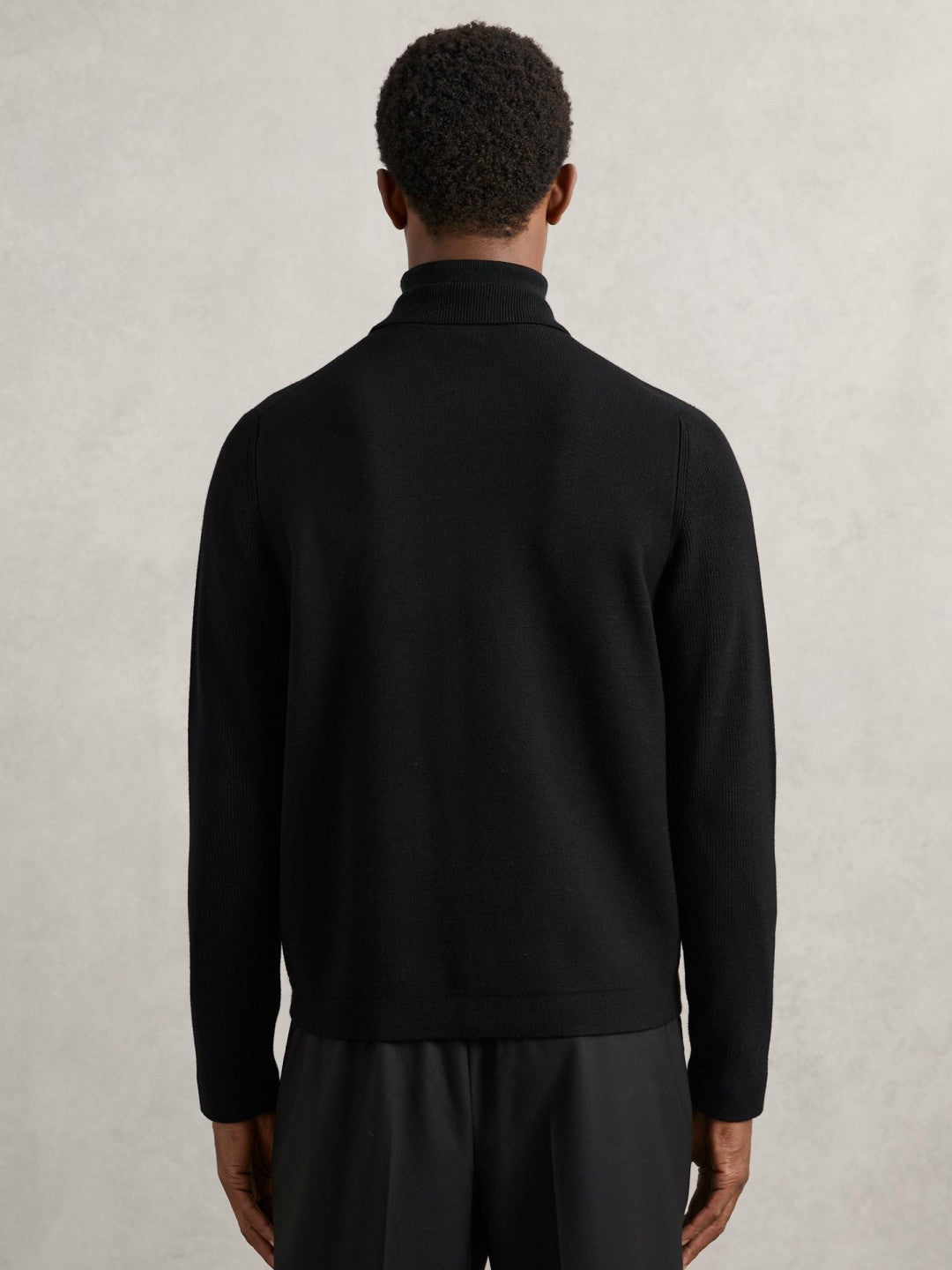 Men Four-Pocket Zip-Through Cardigan in Black