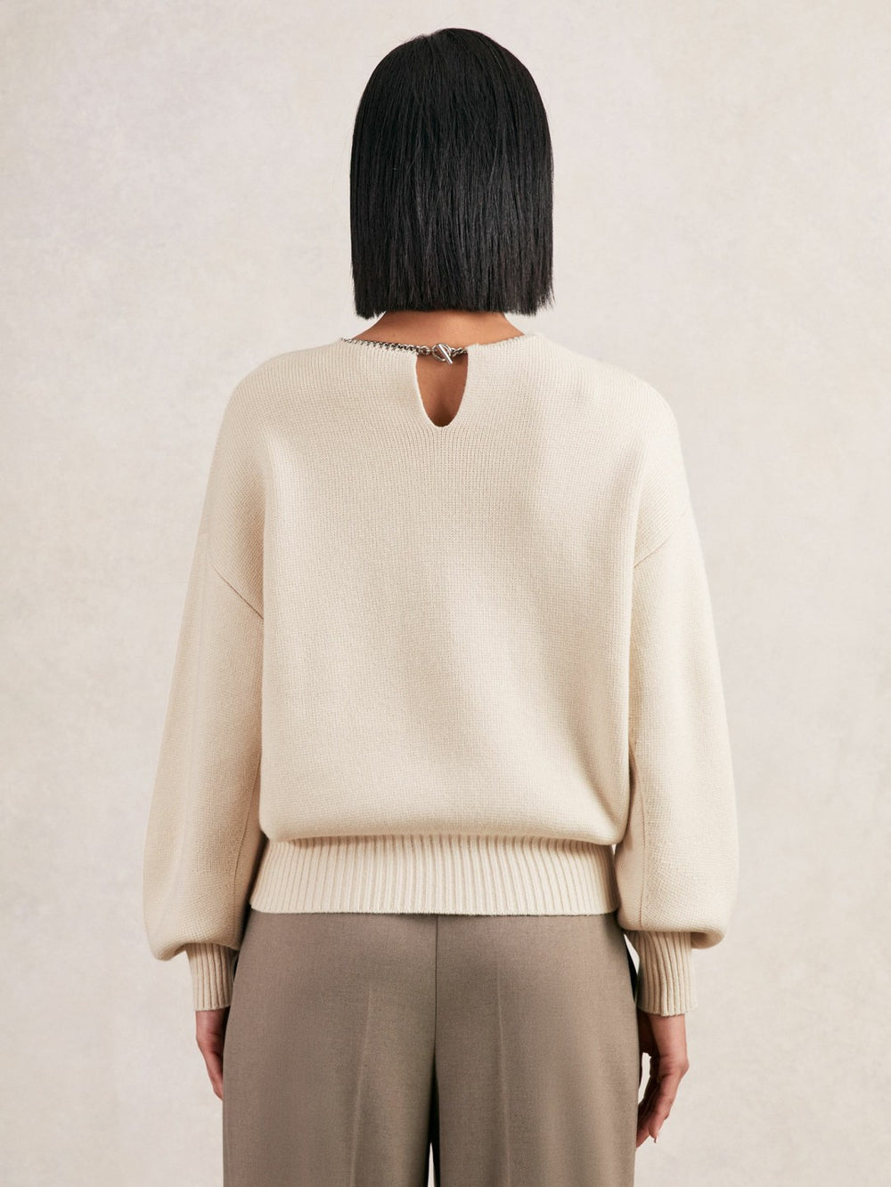 Women Wool-Blend Necklace-Trim Jumper with Cashmere in Cream