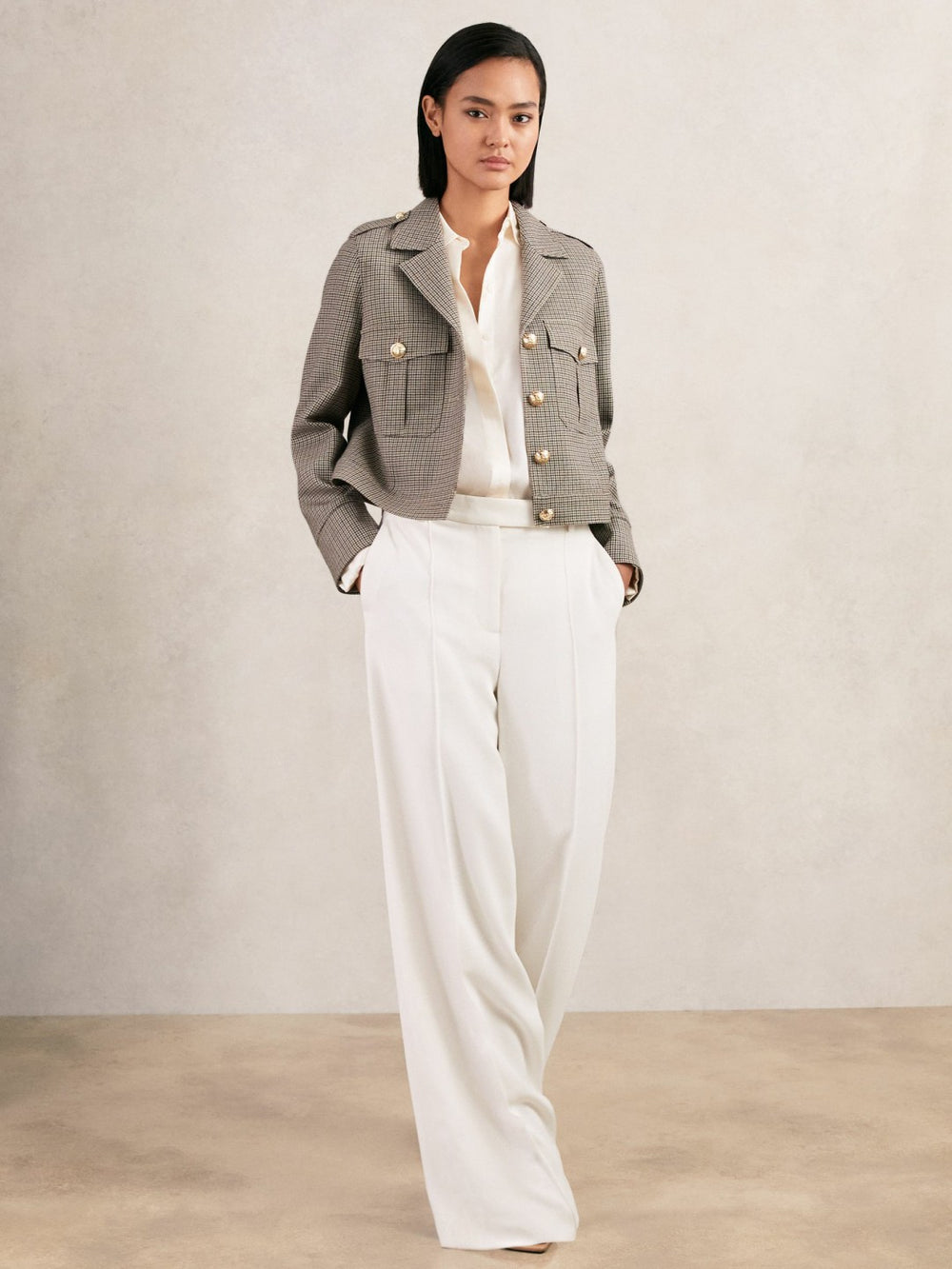 Women Wool Twin-Pocket Cropped Jacket in Neutral Check