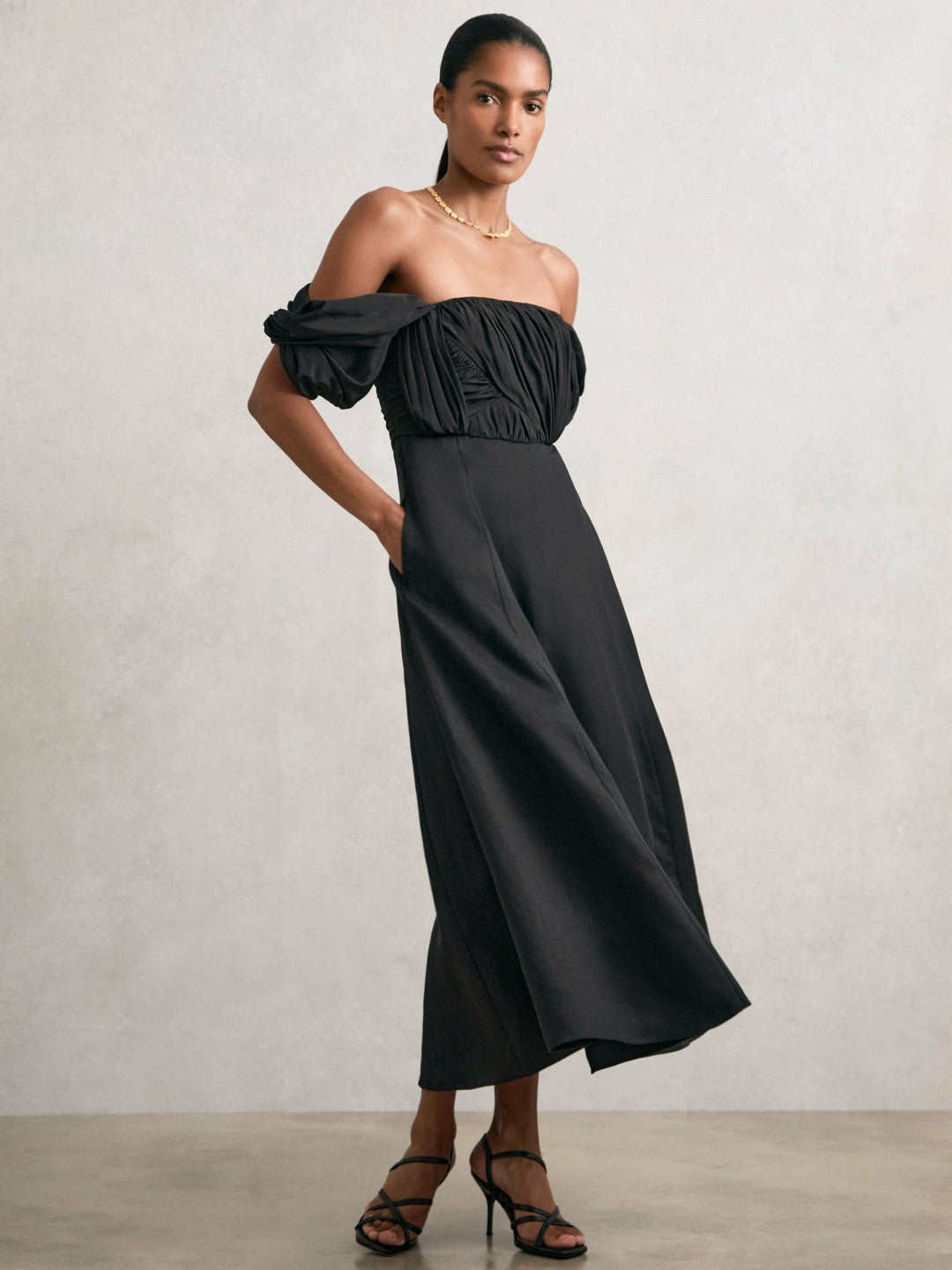 Women Bardot Sculpted Bodice Midi Dress With Linen in Black