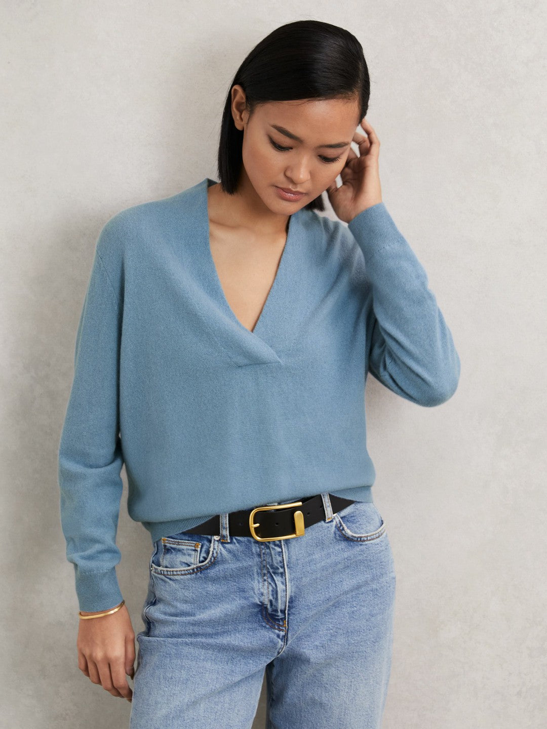 Women Cashmere V-Neck Jumper in Blue