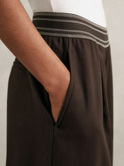 Women Wide-Leg Contrast-Waistband Trousers in Chocolate Brown
