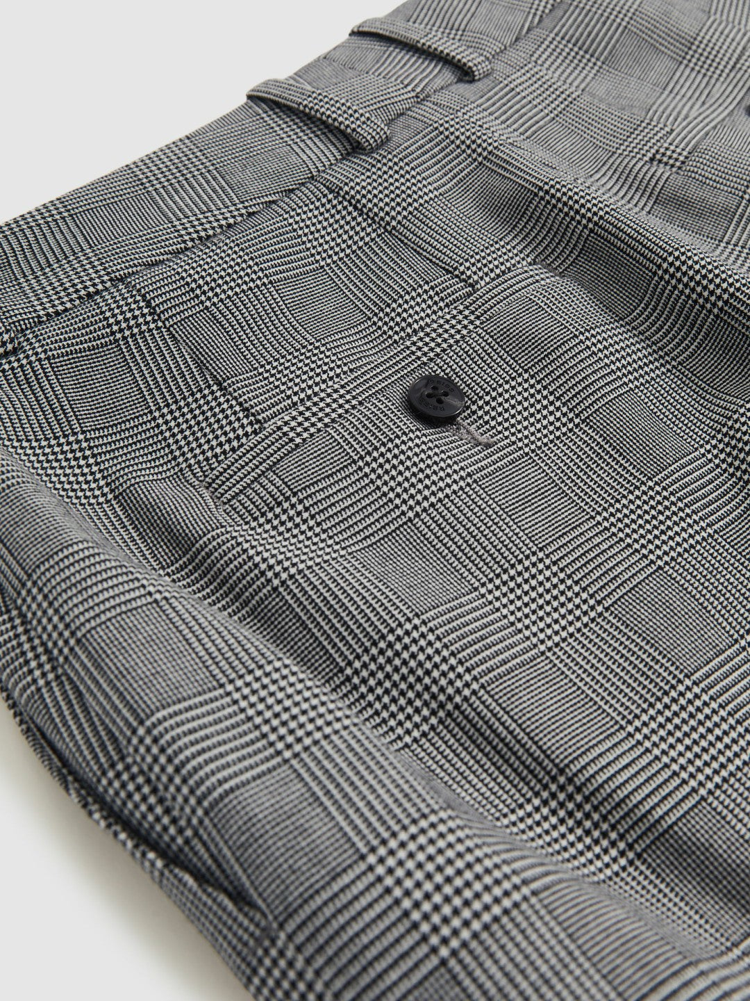 Women Check Slim-Fit Suit Trousers in Grey