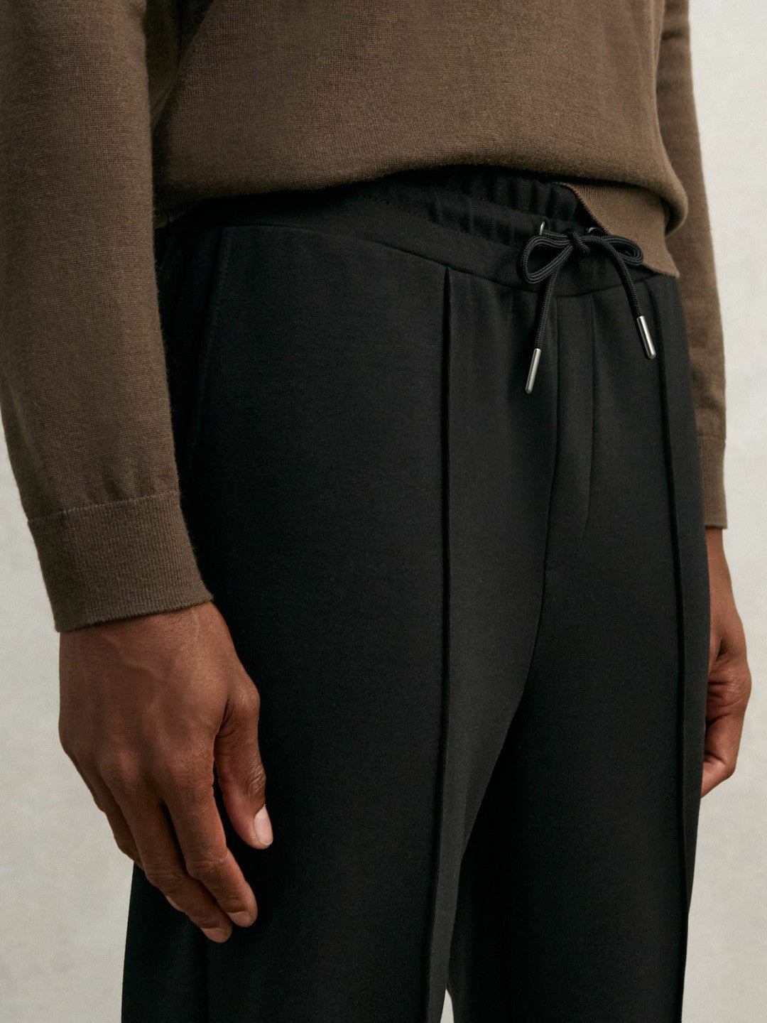 Men Interlock Drawstring Joggers in Black