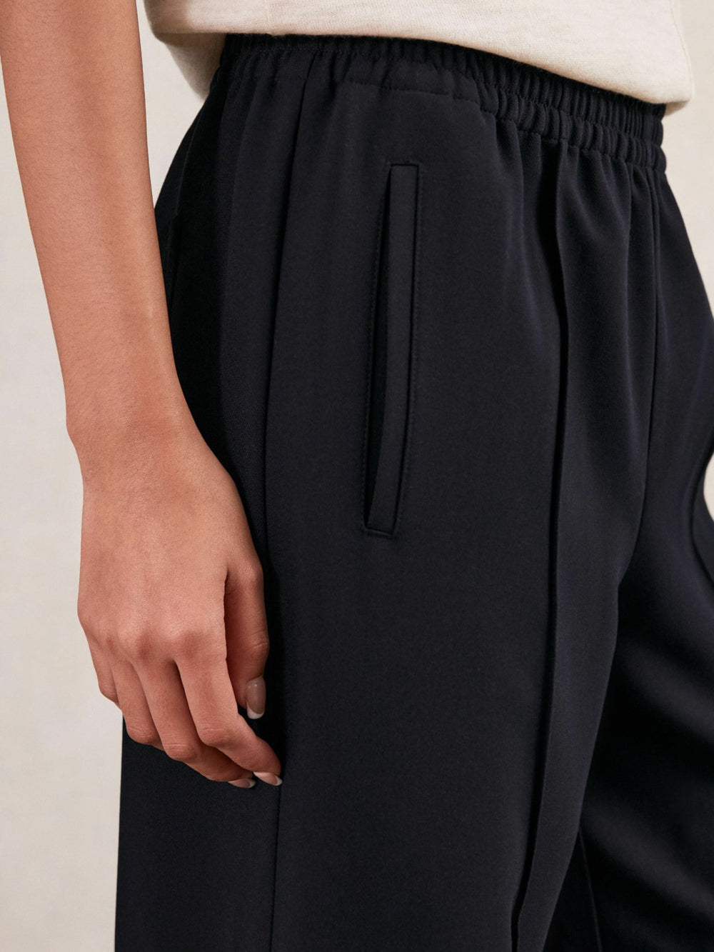 Women Wide Leg Elasticated Waist Trousers in Navy