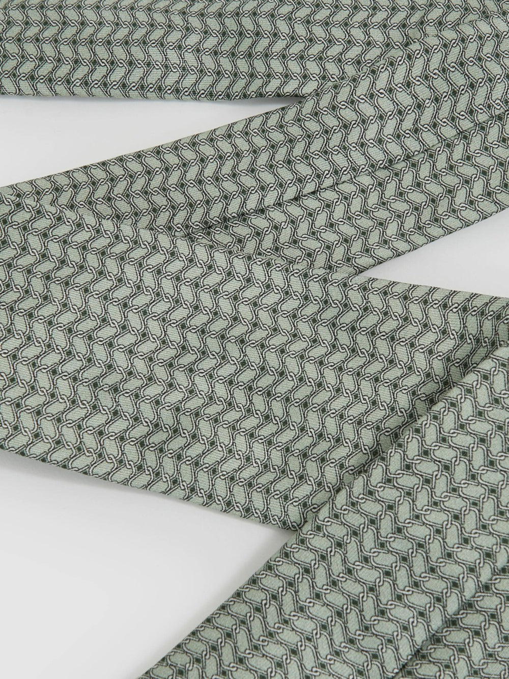 Men Silk Geometric-Chain Print Tie in Sage