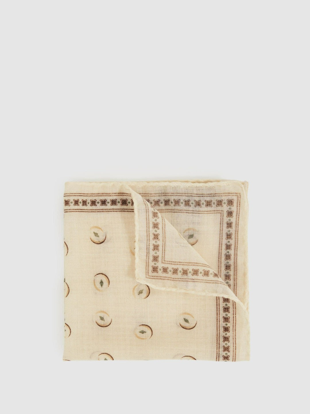 Men Wool Motif Print Pocket Square in Off White