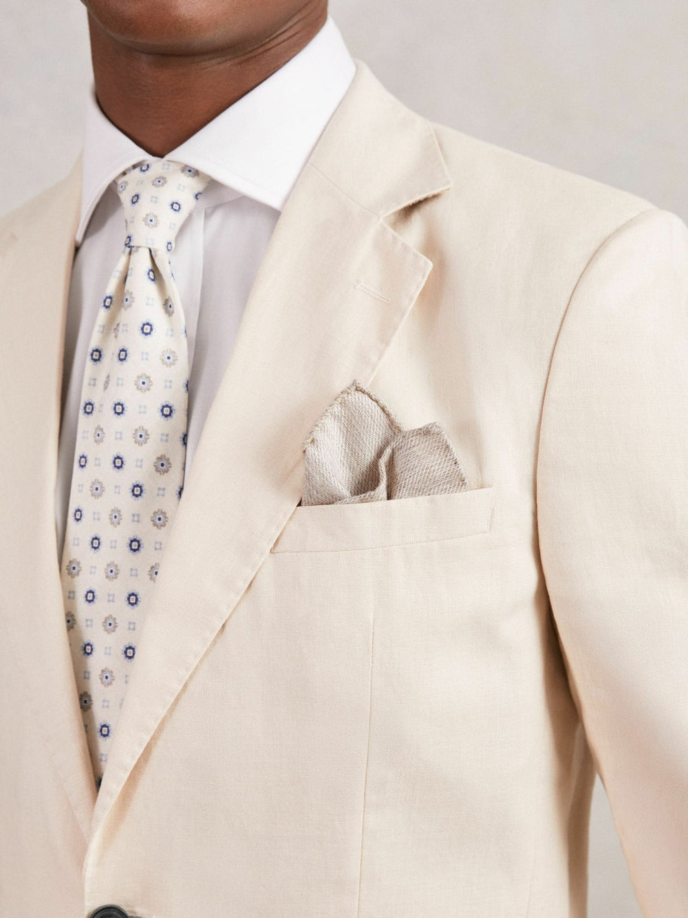Men Wool Silk Textured Pocket Square in Oatmeal