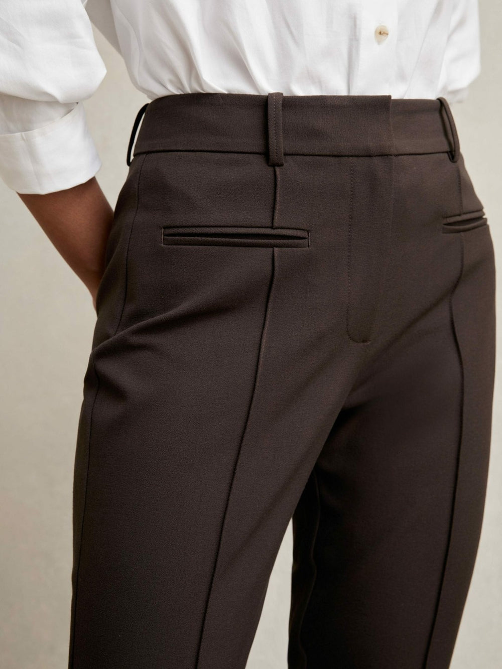 Women Petite Pintuck Tapered Trousers in Chocolate Brown