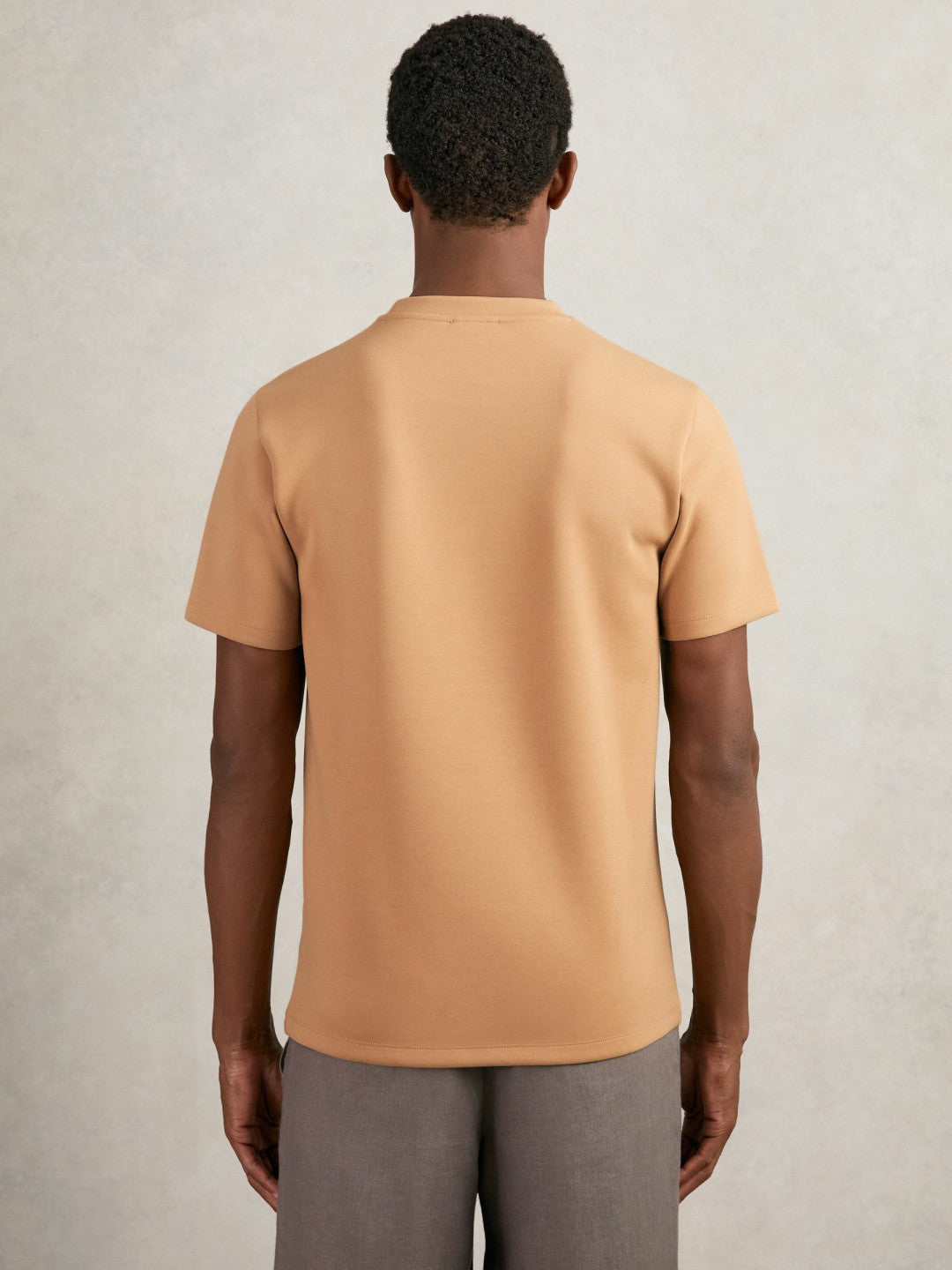 Men Interlock Jersey Crew Neck T-Shirt in Light Camel Brown