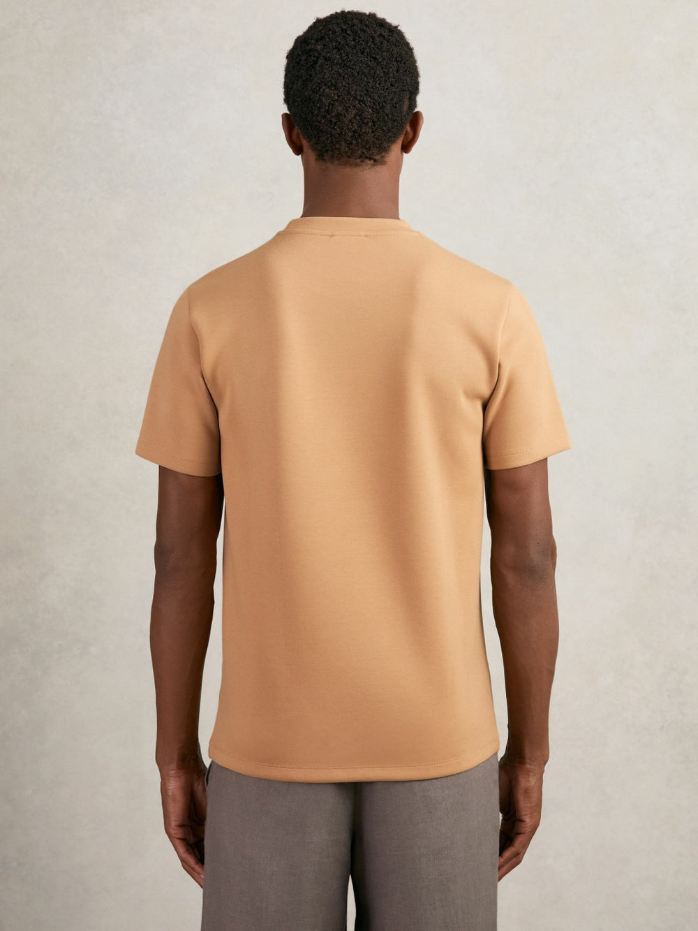 Men Interlock Jersey Crew Neck T-Shirt in Light Camel Brown