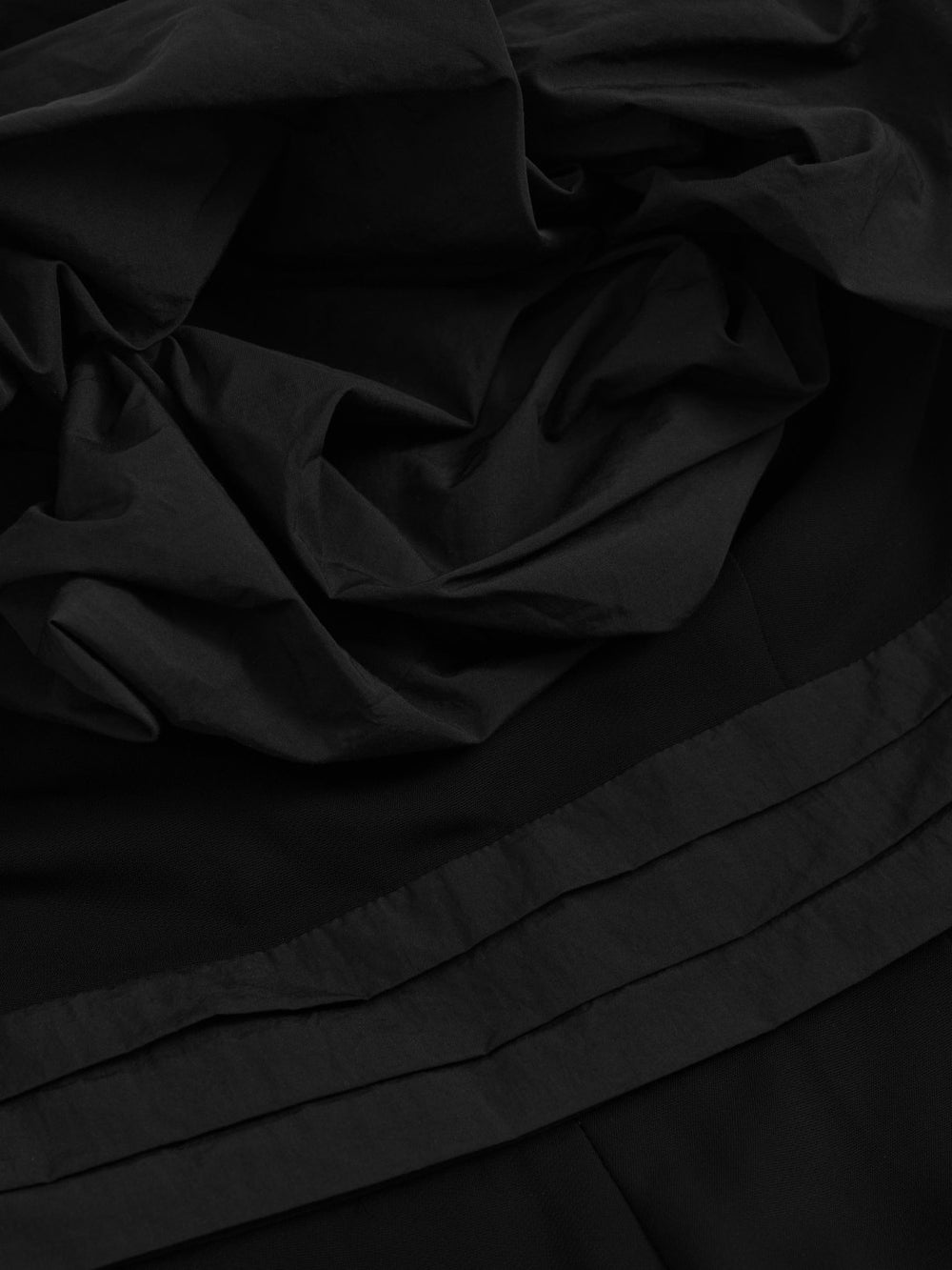 Women Sculptural Strapless Wide-Leg Jumpsuit in Black