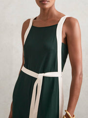 Women Petite Colourblock Wide Leg Belted Jumpsuit in Dark Green/Cream