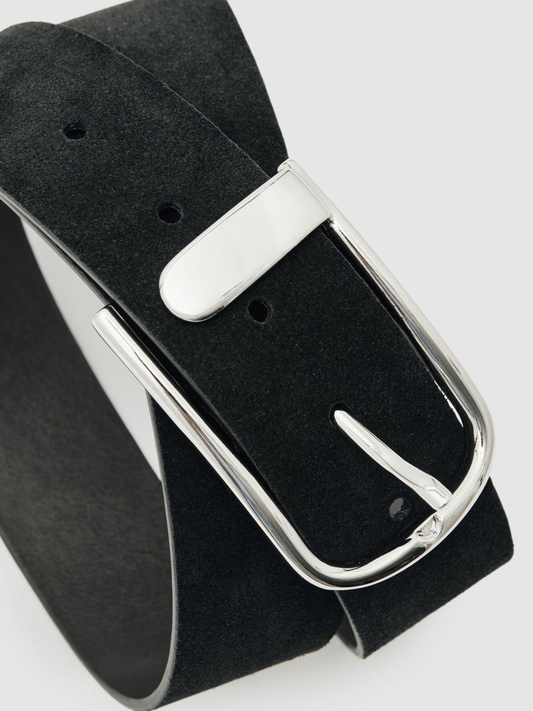 Women Suede Half-Keeper Belt in Black