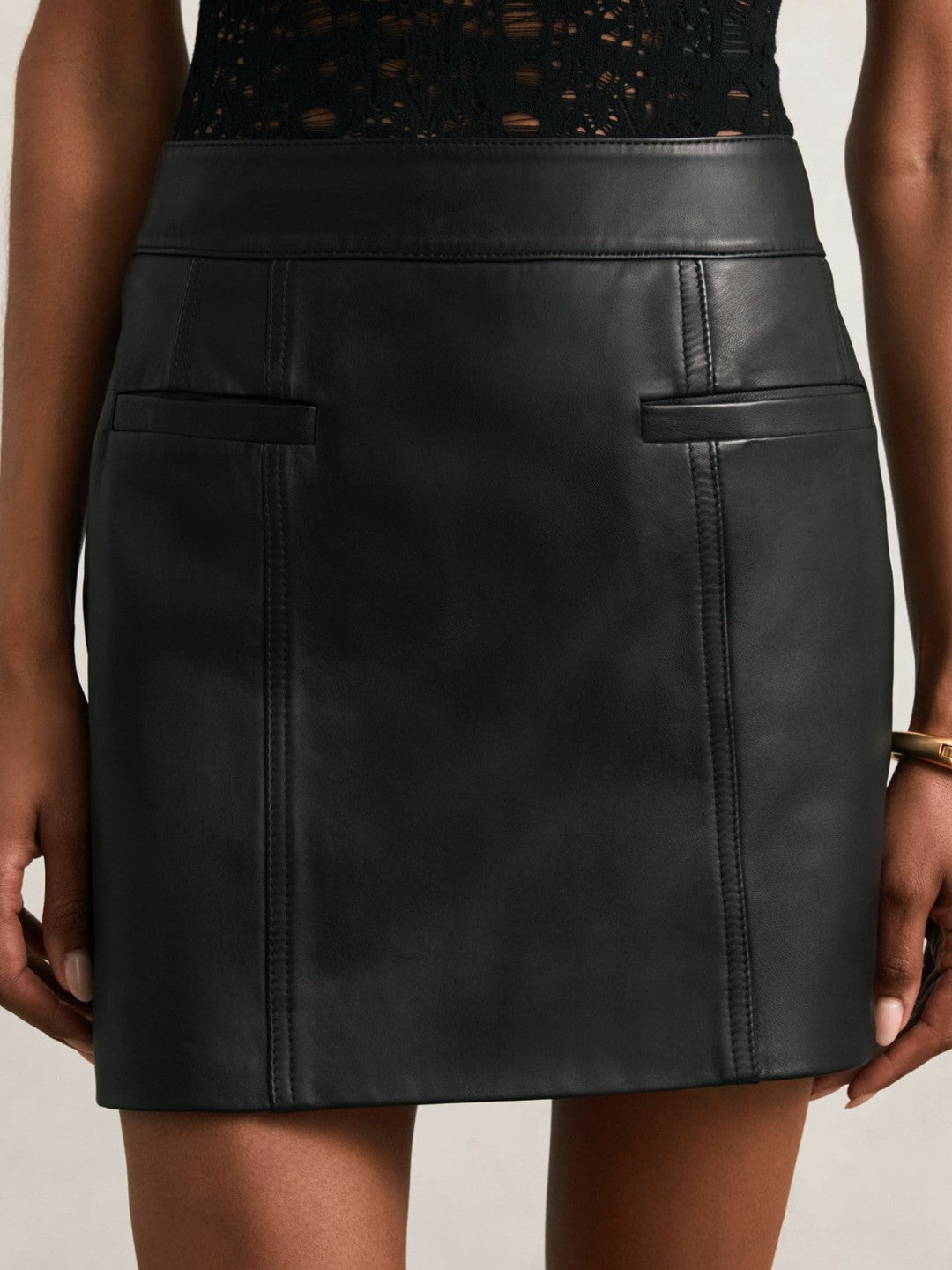 Women Leather Welt-Pocket Mini Skirt in Black