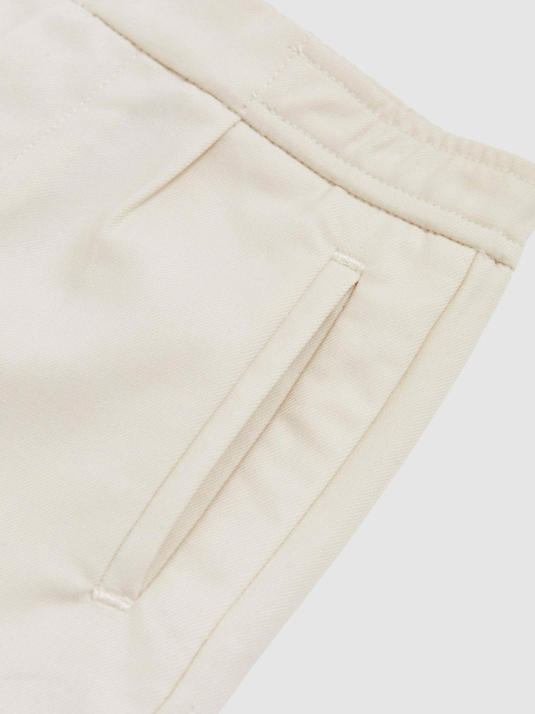 Children & Baby 9-13 yrs Relaxed-Fit Pleated Tapered Trousers in Off White