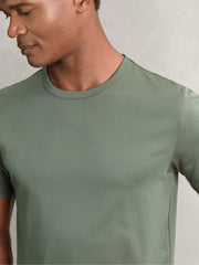 Men Airwater-Cotton Crew-Neck T-Shirt in Kale Green