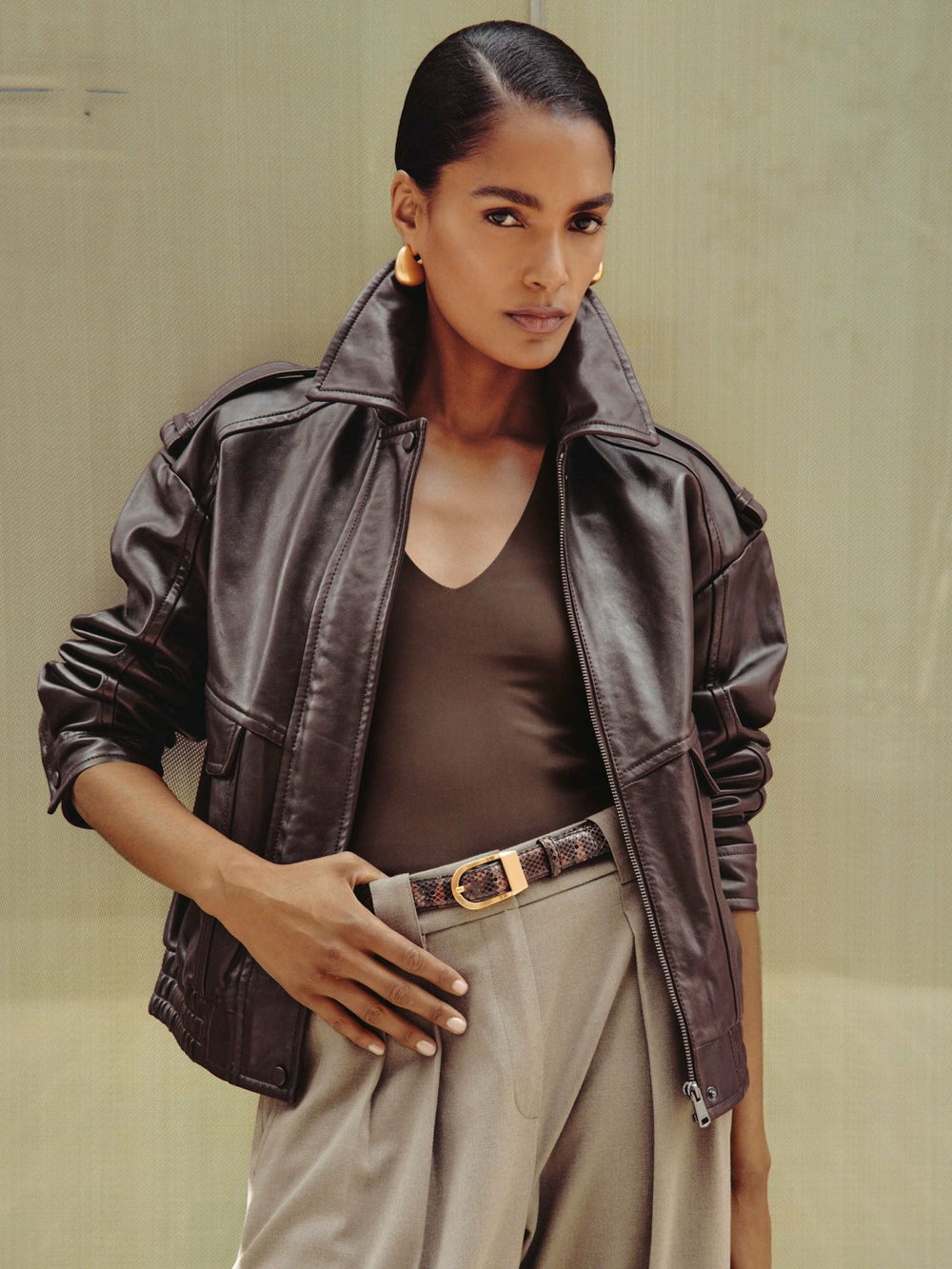 Women Oversized Leather Jacket in Aubergine
