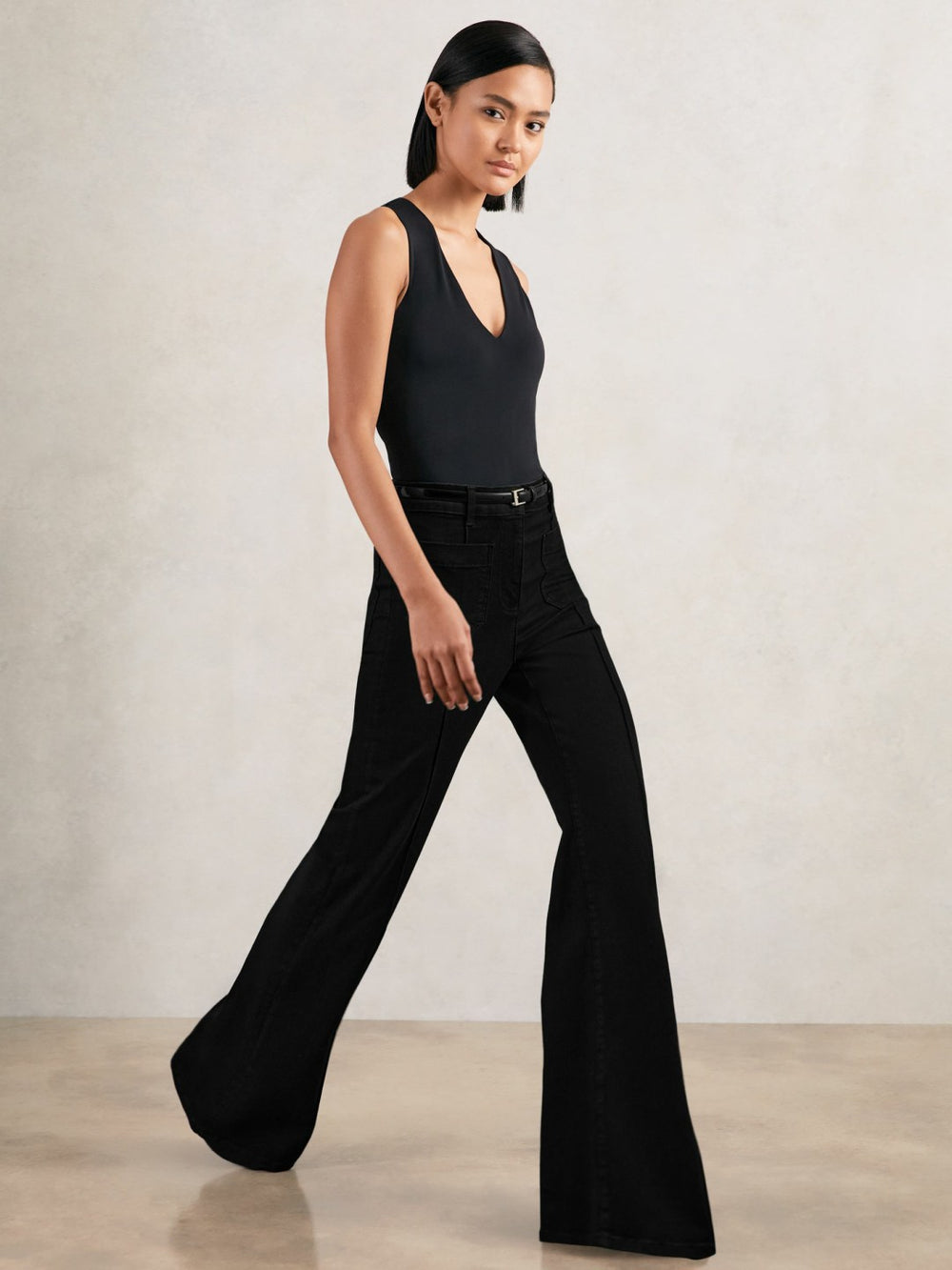 Women Petite Patch-Pocket Flared Jeans in Black