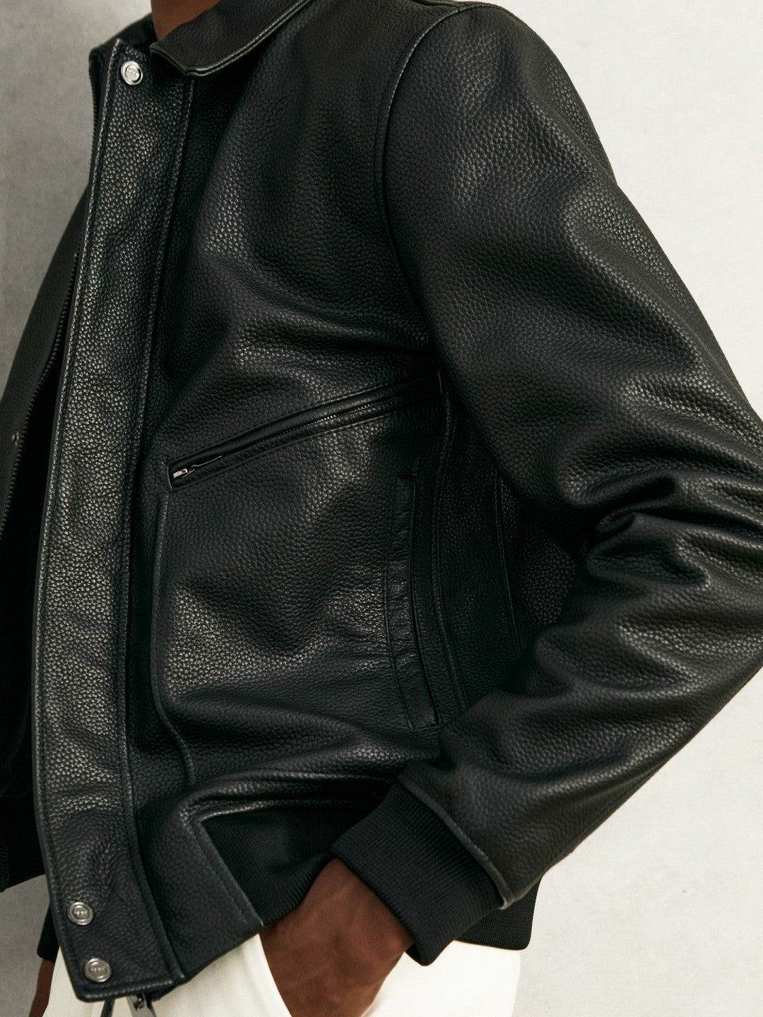 Men Grained Leather Zip Through Jacket in Black