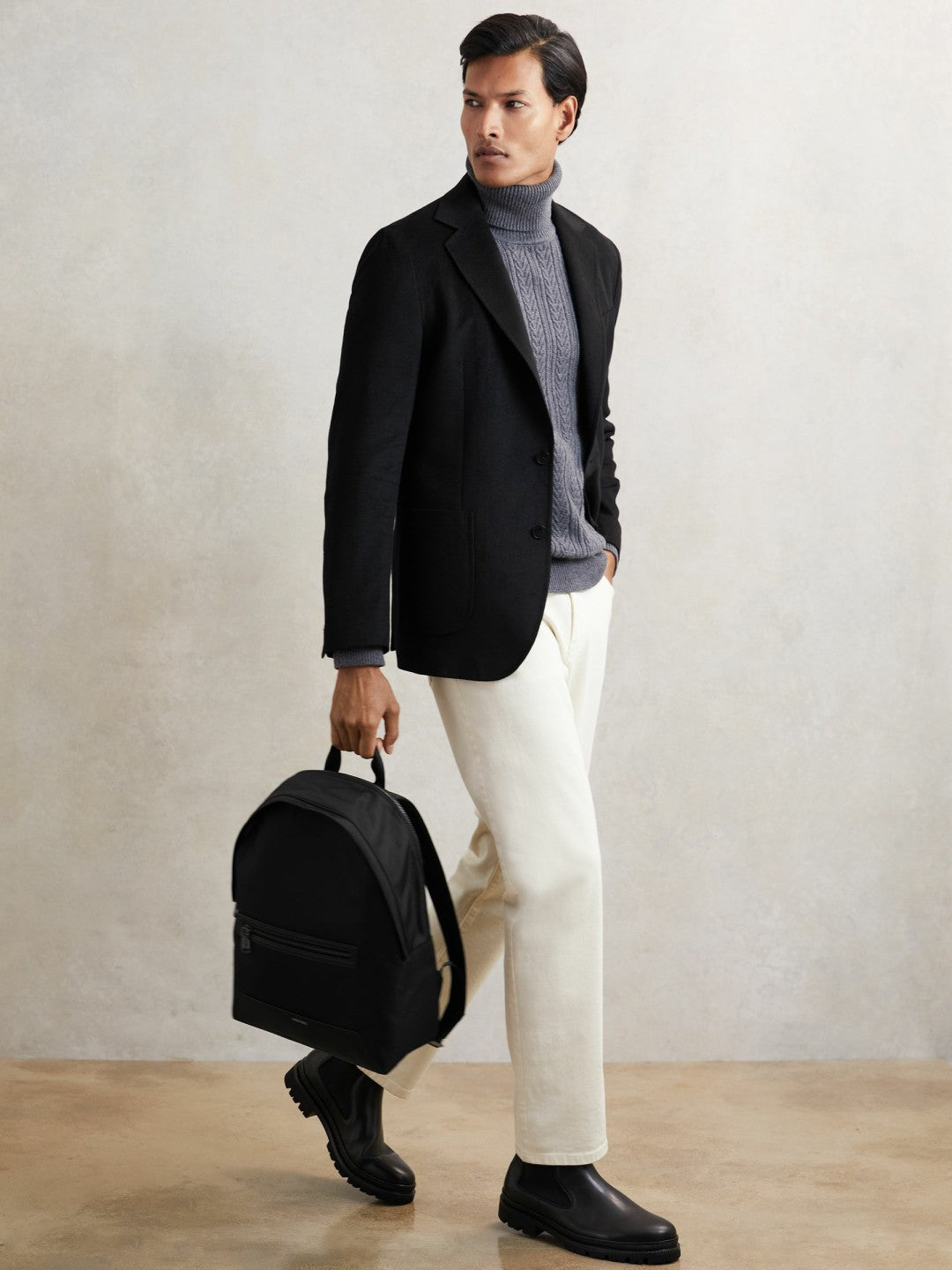 Men Woven Zipped Backpack in Black
