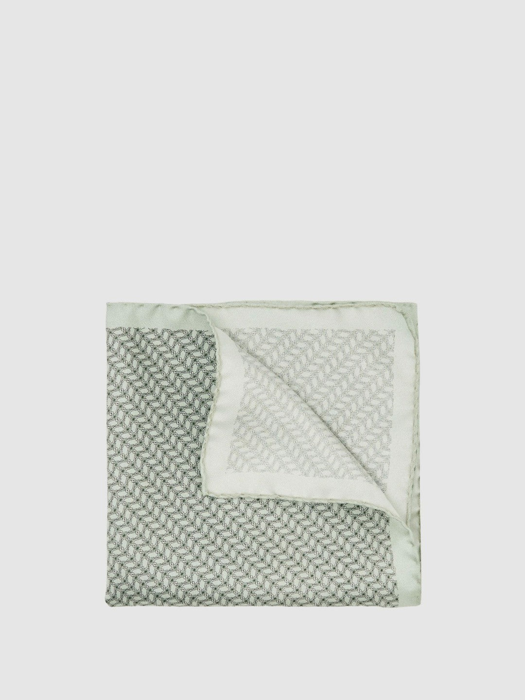 Men Geo Chain Detail Pocket Square in Sage
