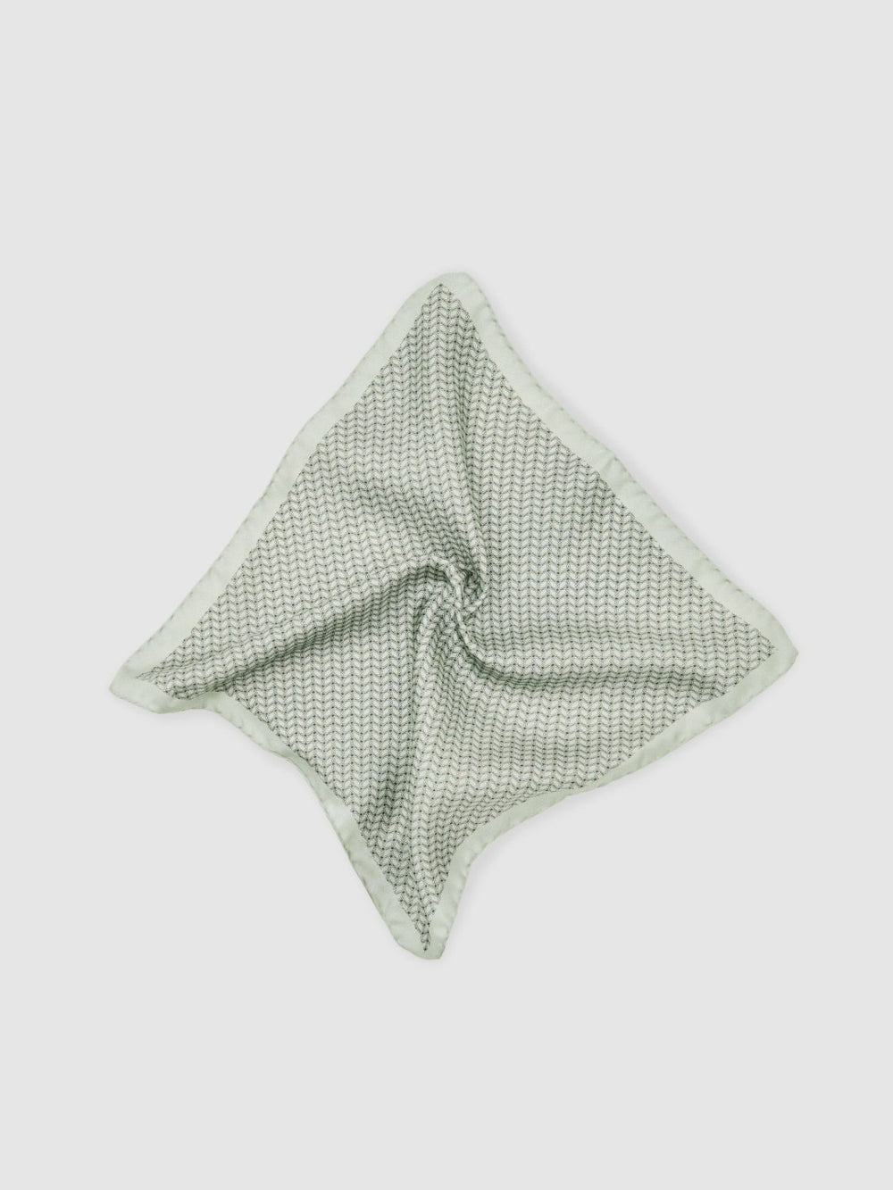 Men Geo Chain Detail Pocket Square in Sage