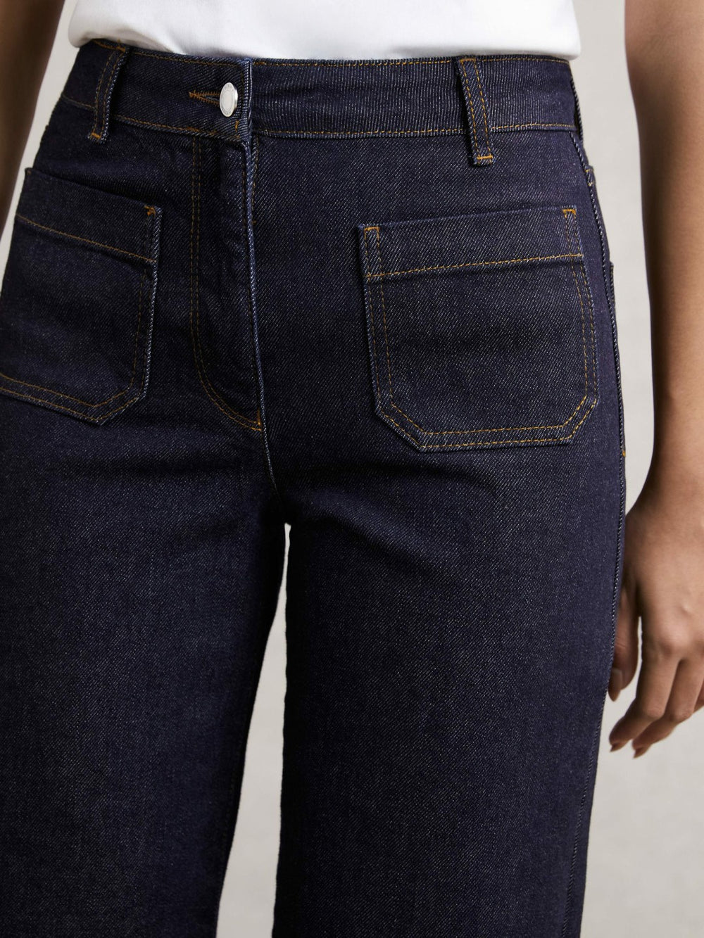 Women Petite Straight Leg Patch Pocket Jeans in Dark Blue
