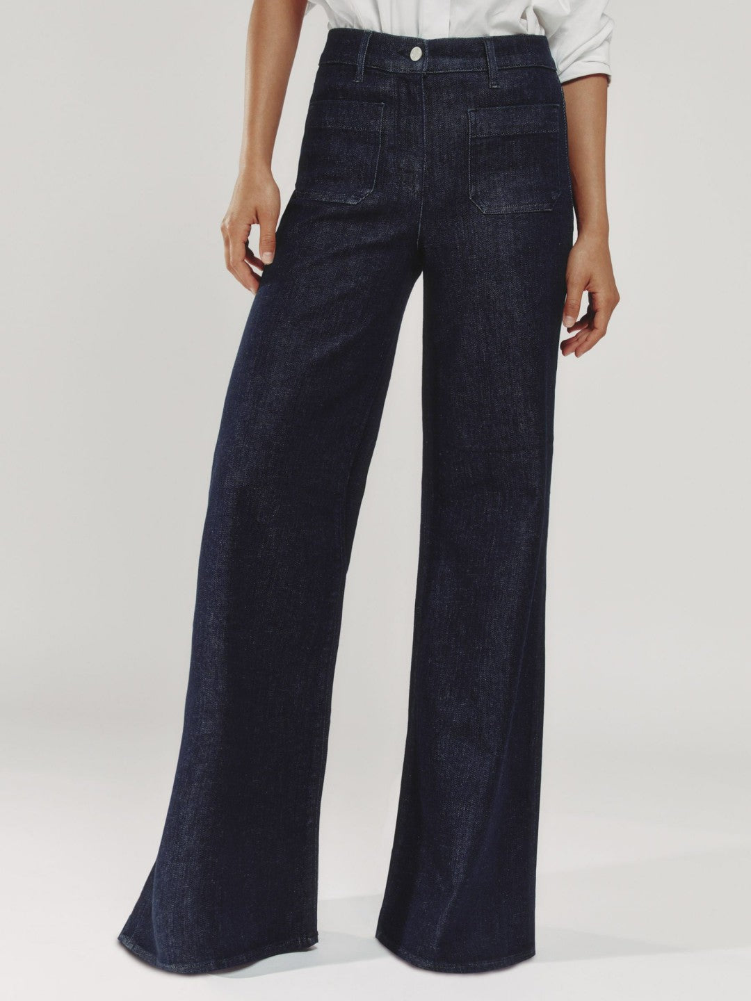 Women Petite Patch Pocket Wide Leg Jeans in Dark Blue