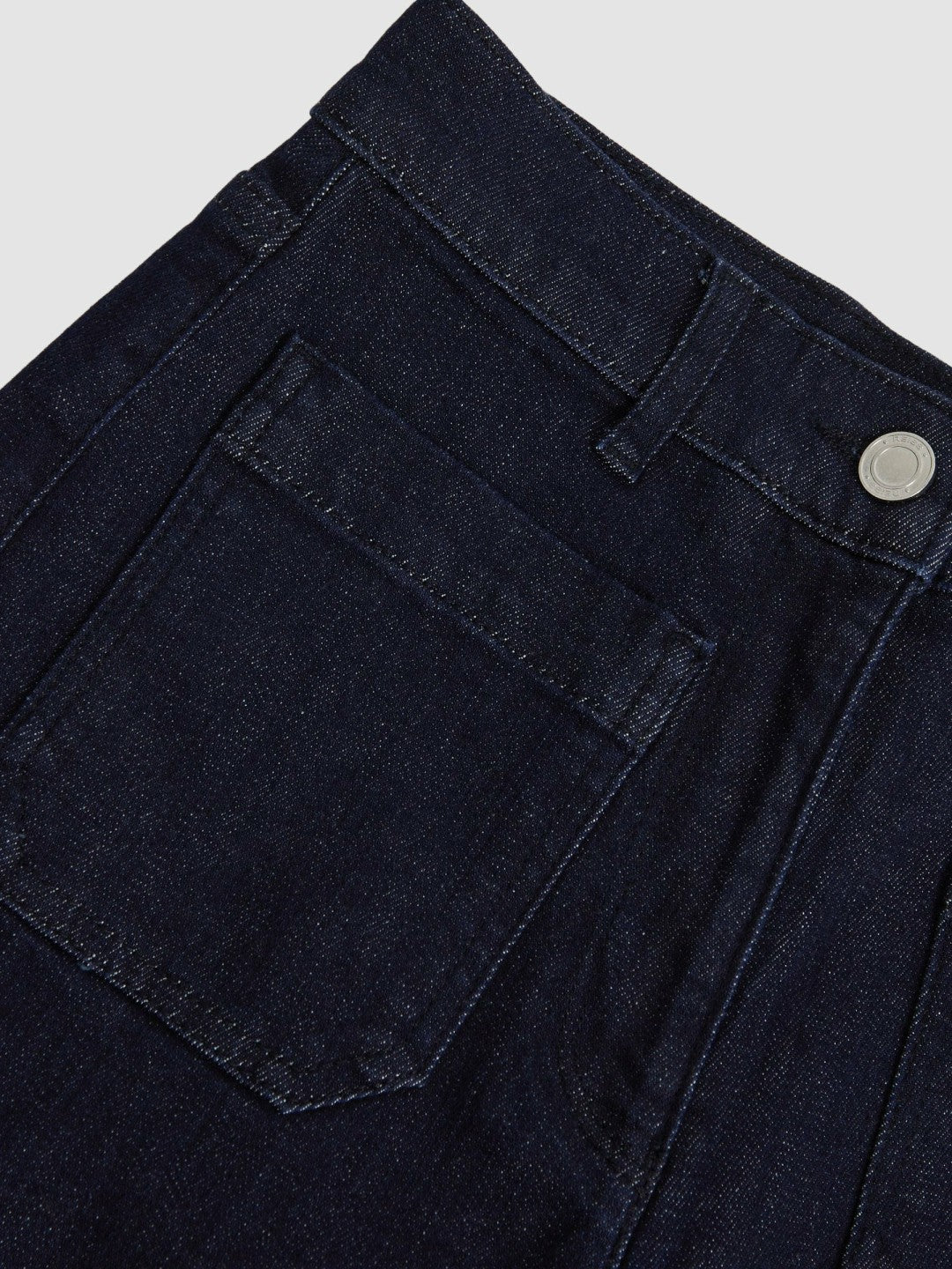Women Petite Patch Pocket Wide Leg Jeans in Dark Blue