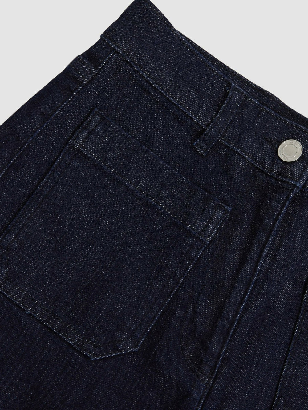 Women Petite Patch Pocket Wide Leg Jeans in Dark Blue
