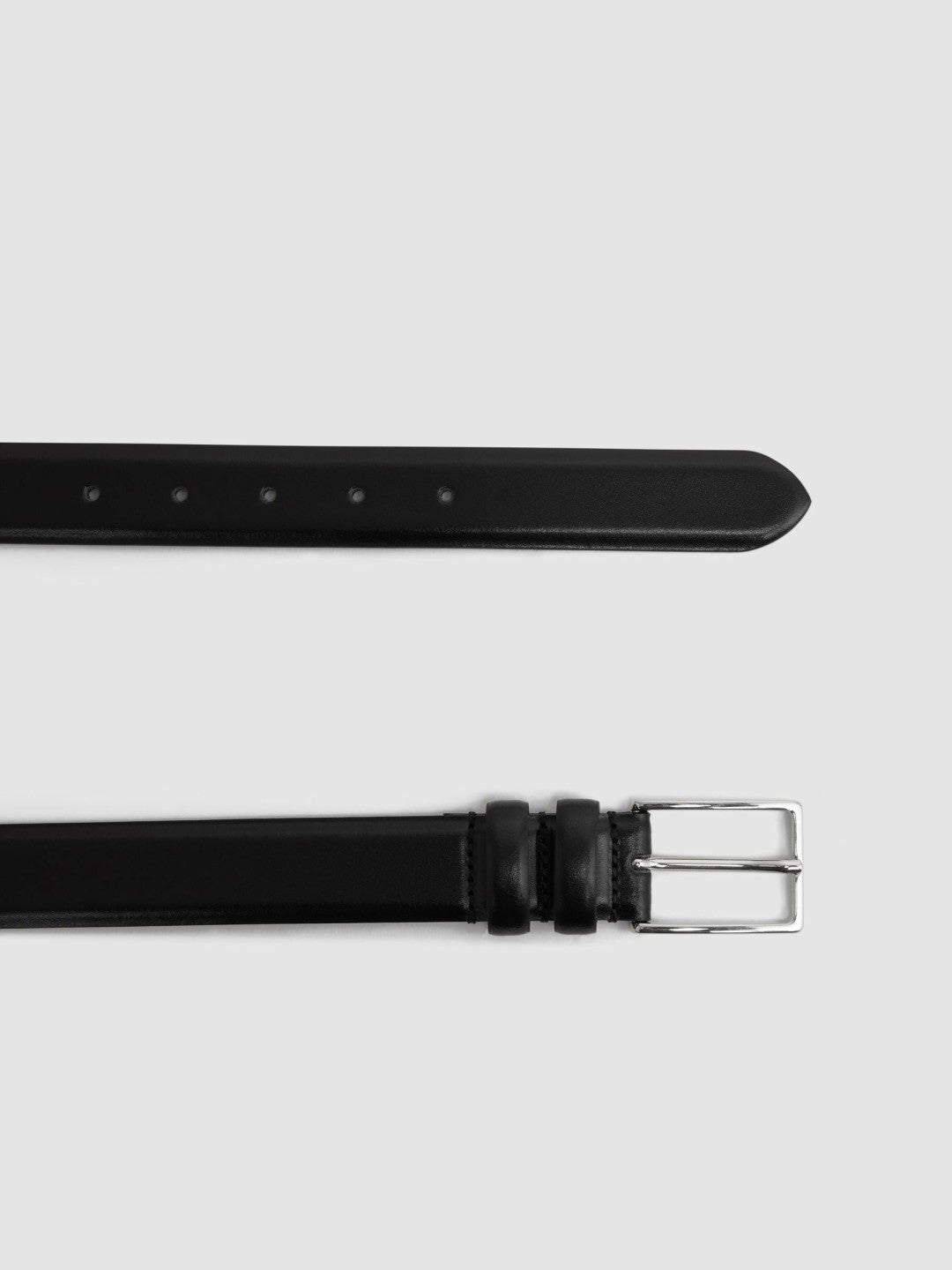 Men Smooth Leather Belt in Black