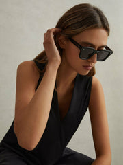 Women V-Neck Shell Top in Black