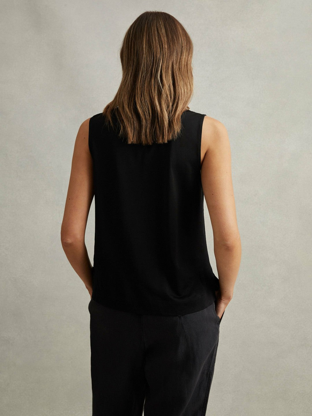 Women V-Neck Shell Top in Black
