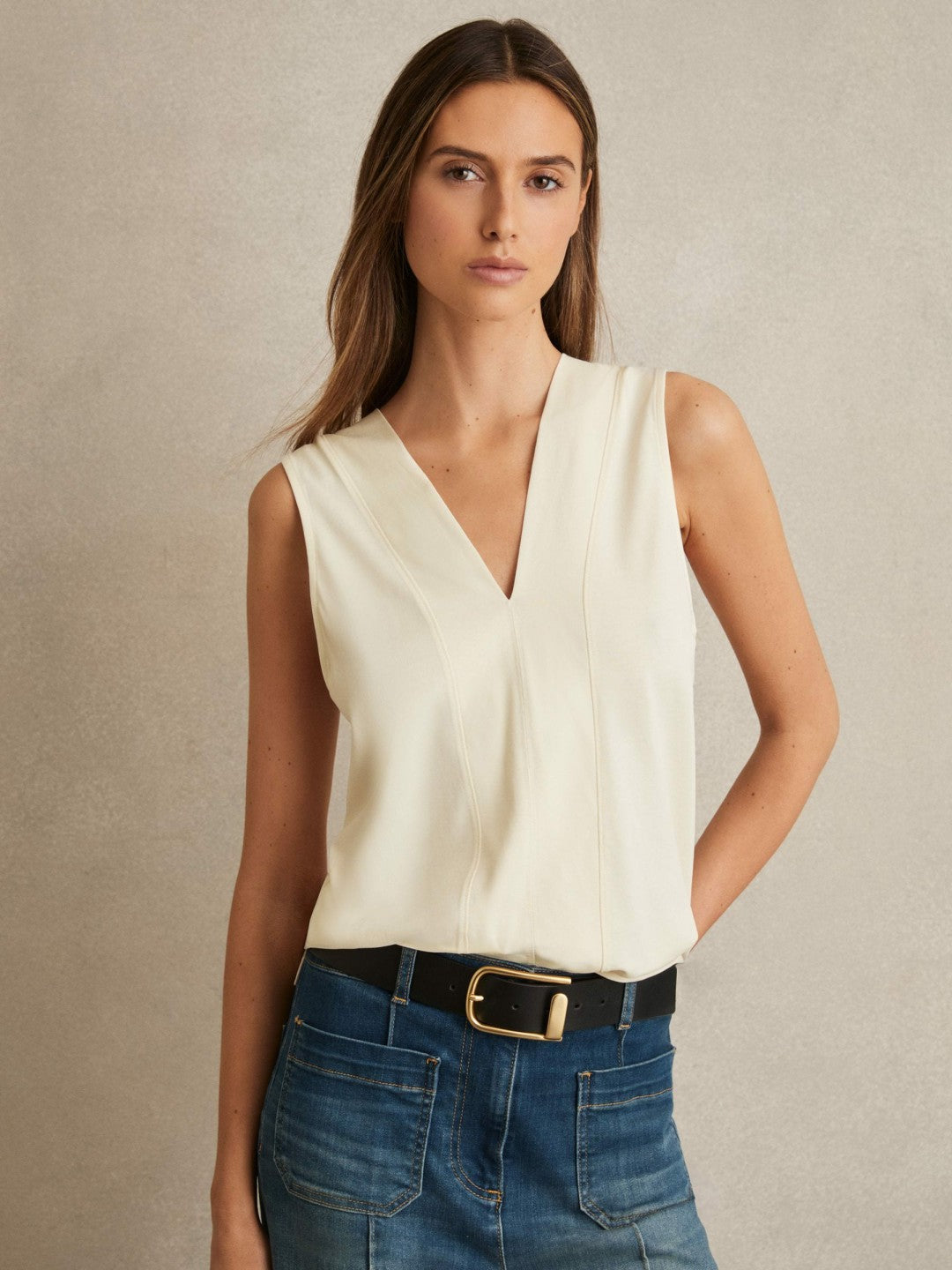 Women V-Neck Shell Top in Ivory