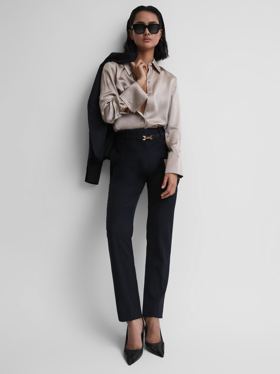 Women Wool Blend Tapered Suit Trousers in Navy