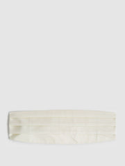 Men Silk Cummerbund in Ivory
