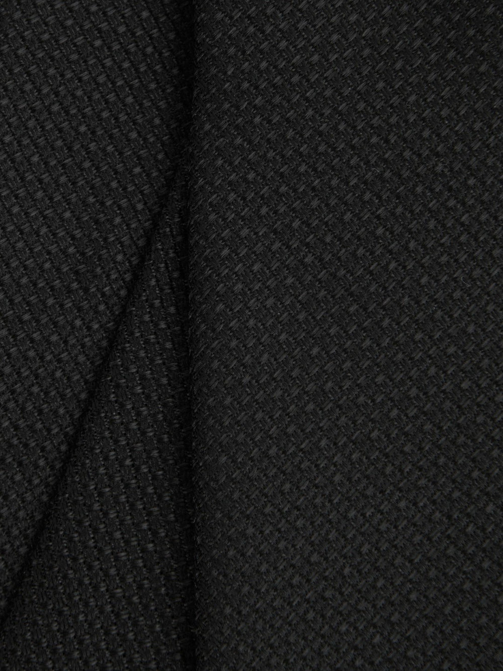 Men Textured Silk Blend Tie in Black