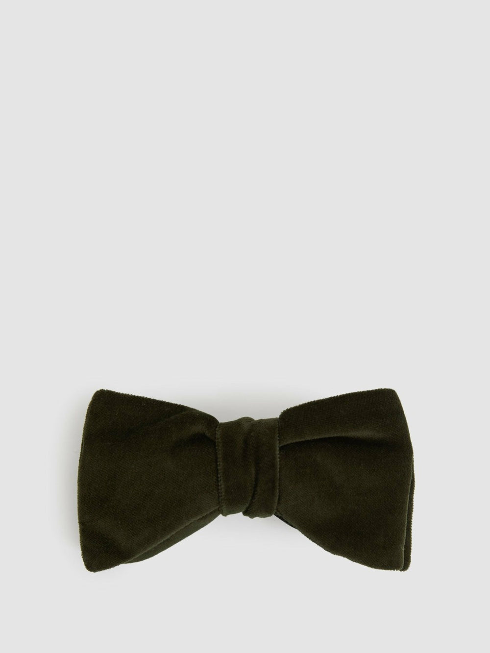 Men Velvet Bow Tie in Emerald
