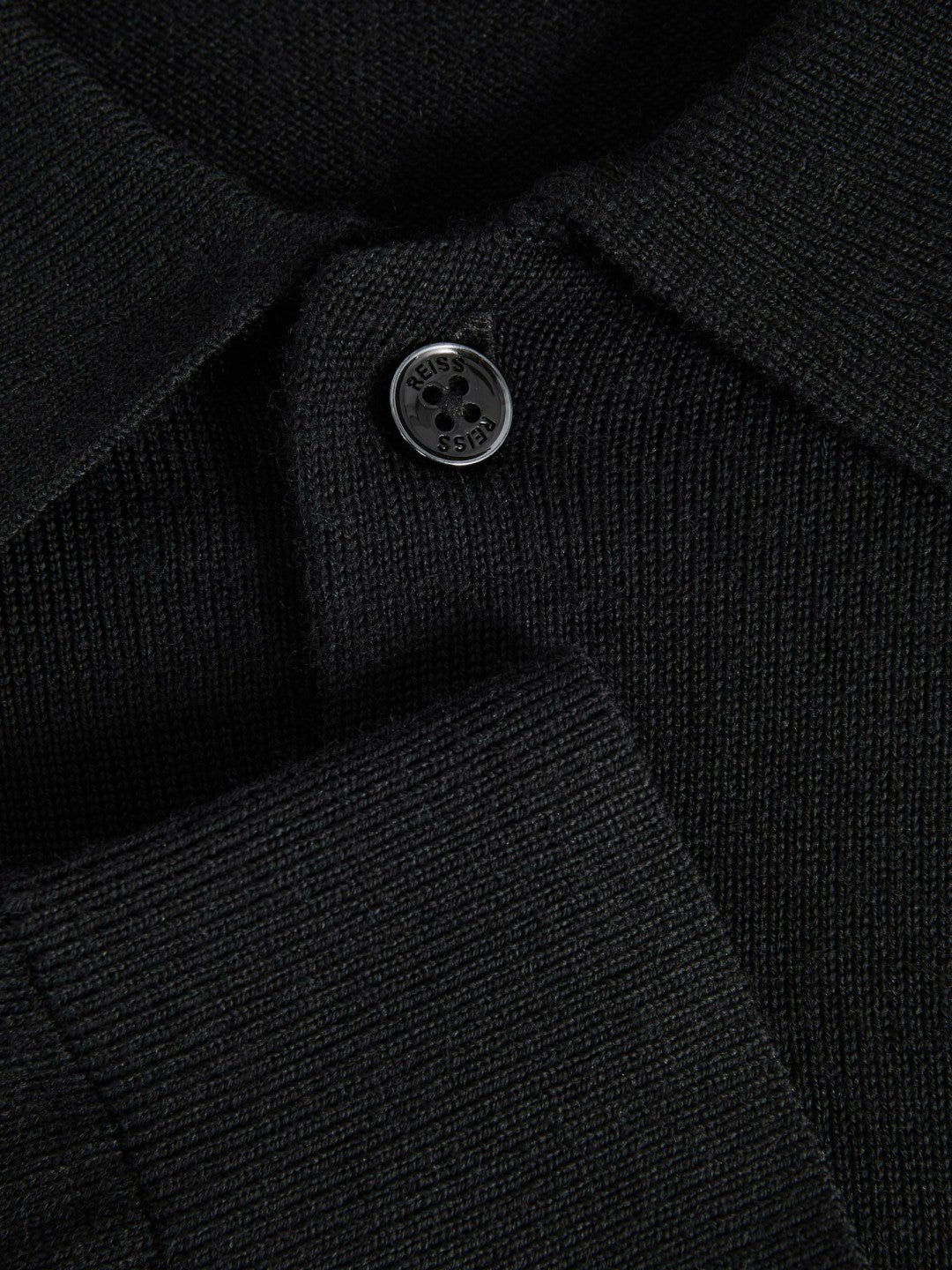 Men Merino Wool Polo Shirt in Black