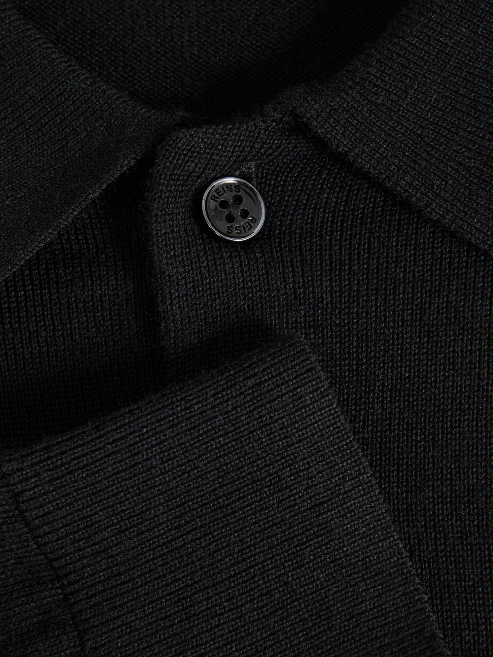 Men Merino Wool Polo Shirt in Black