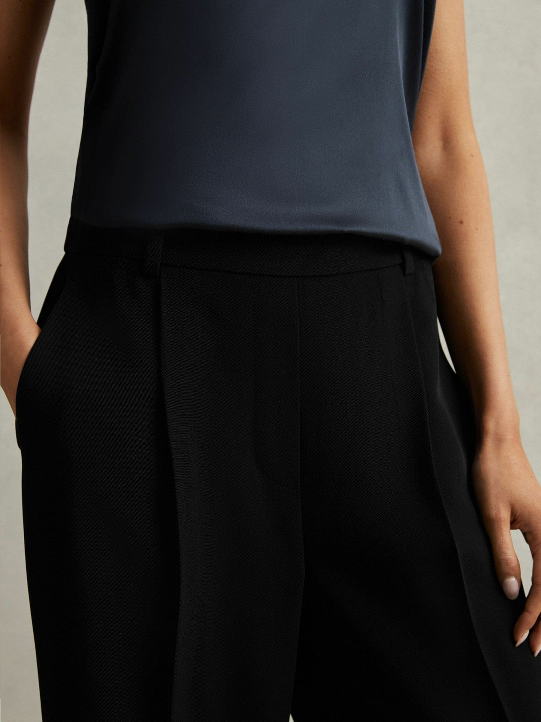 Women Petite Half-Elasticated Wide Leg Trousers in Black