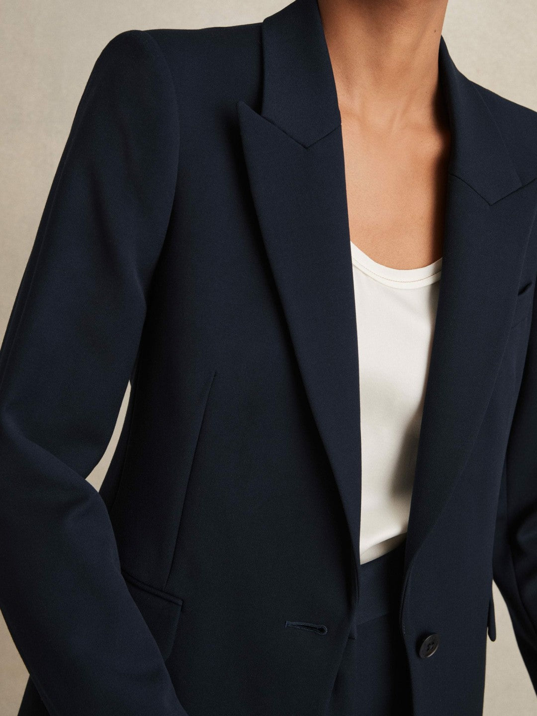 Women Tailored Single Breasted Suit Blazer in Navy