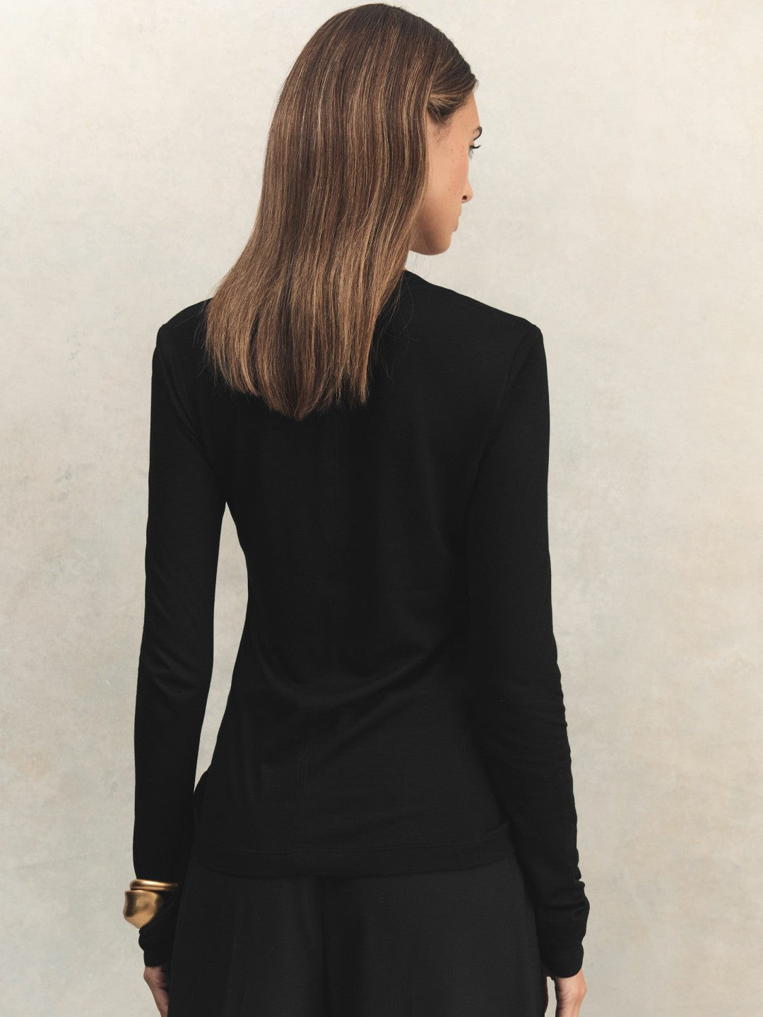 Women Jersey V-Neck Top in Black