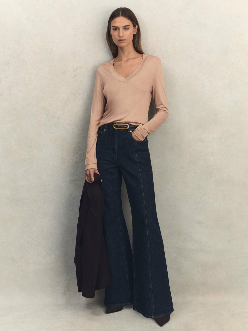 Women Jersey V-Neck Top in Camel